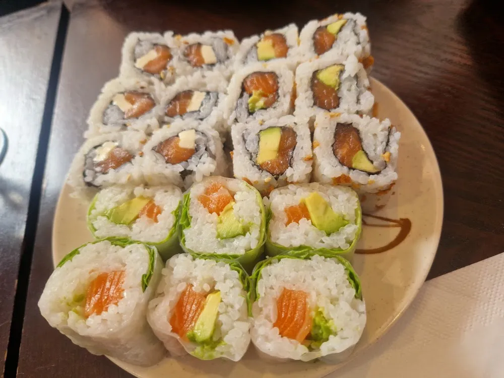 Maki Printemps Saumon Avocat California Crusty Saumon Avocat Saumon Cheese